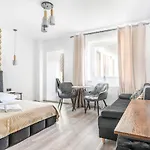 Parkowy 3*