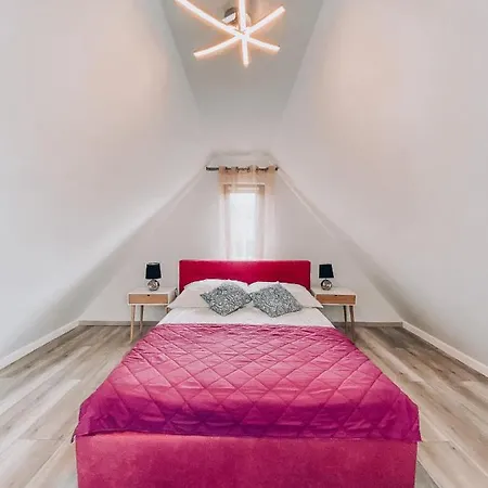 Ξενοδοχείο με διαμερίσματα Parkowy Kudowa-Zdrój