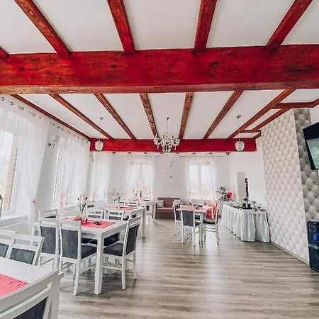 Parkowy Ξενοδοχείο με διαμερίσματα 3*