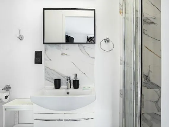 Parkowy 公寓式酒店 3*